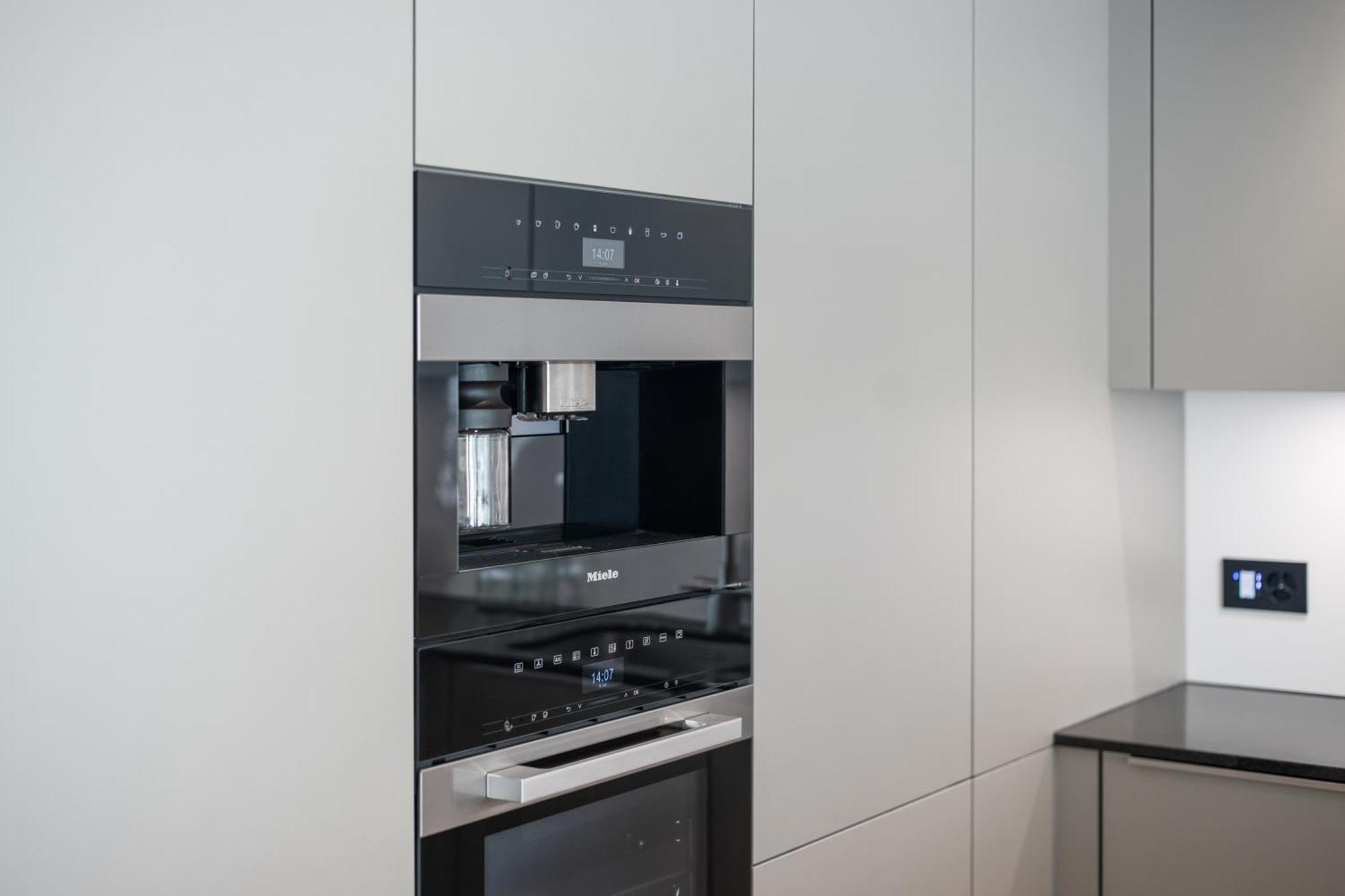 The R Apartment Zugerberg - Ev Wallbox - Terrasse Герольдсвиль Экстерьер фото
