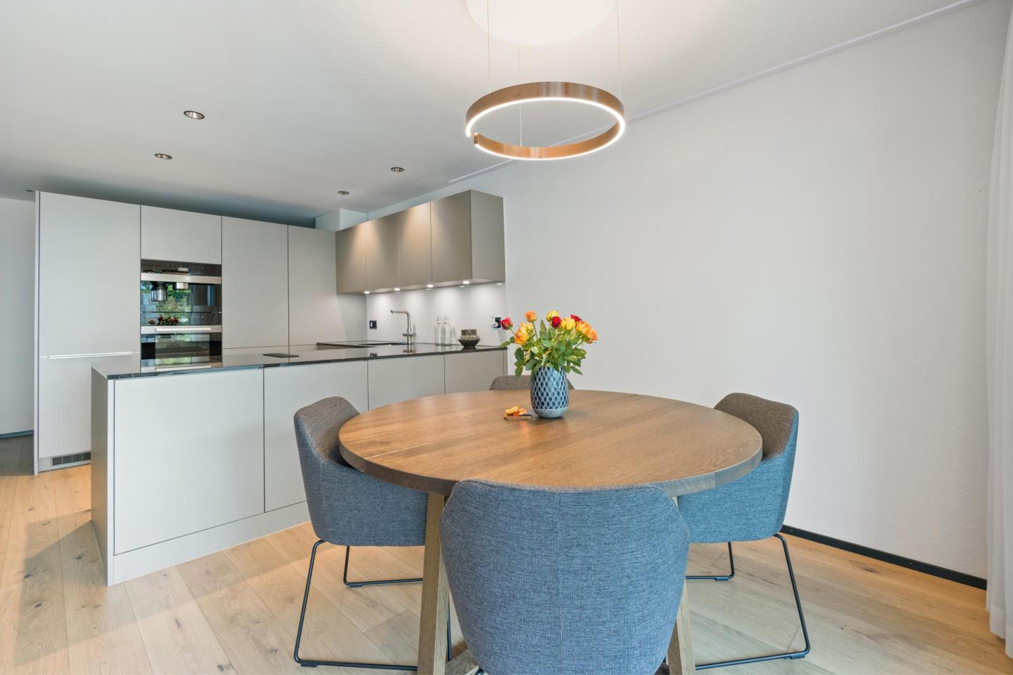 The R Apartment Zugerberg - Ev Wallbox - Terrasse Герольдсвиль Экстерьер фото
