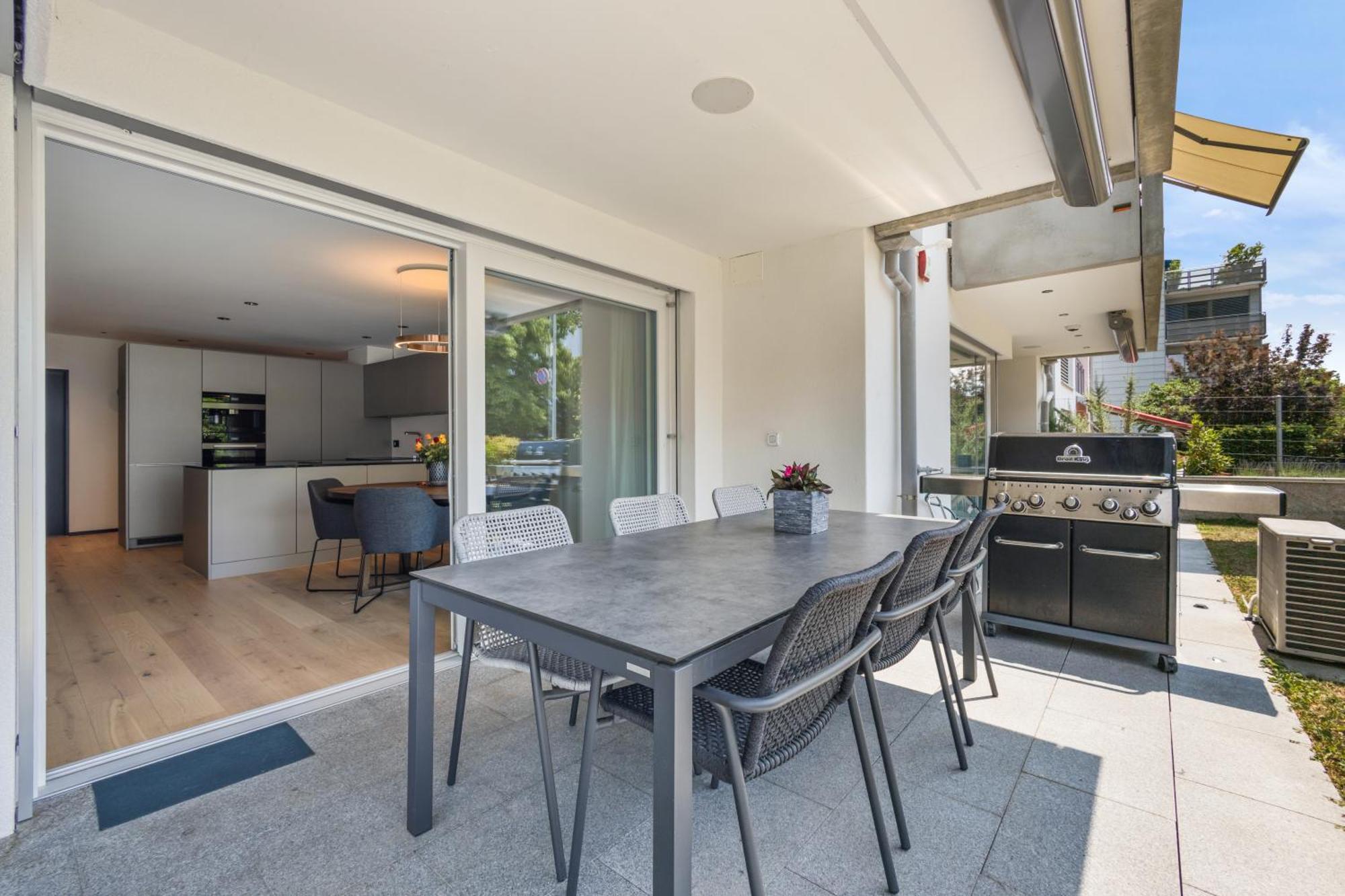 The R Apartment Zugerberg - Ev Wallbox - Terrasse Герольдсвиль Экстерьер фото
